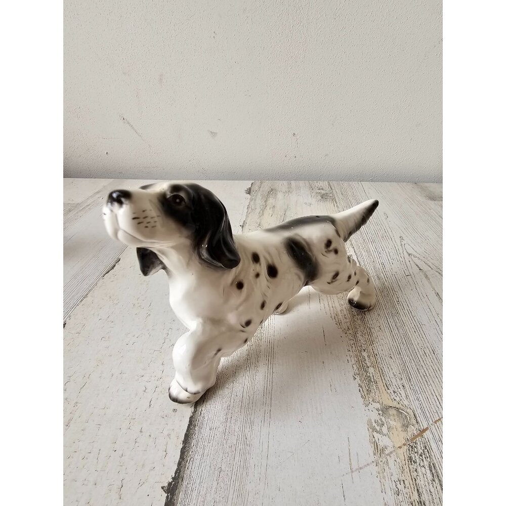 Vintage porcelain pointer spaniel dog puppy statue figurine decor